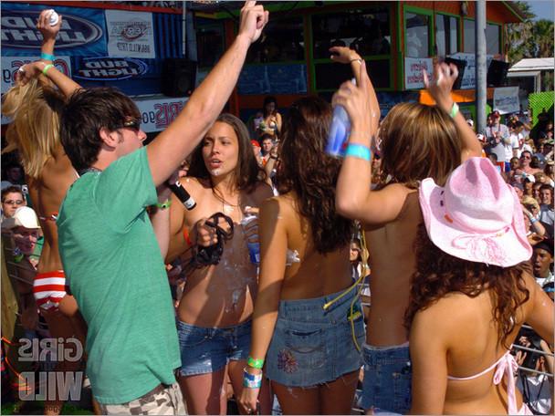 15P Babes in bikinis playing with whip cream