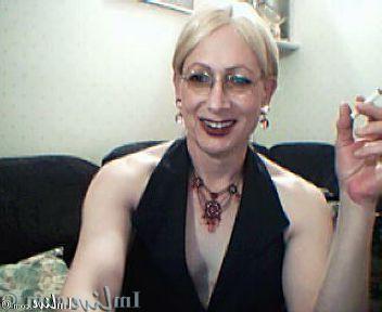 12P Love those Chicks with Dicks on Shemale Cams