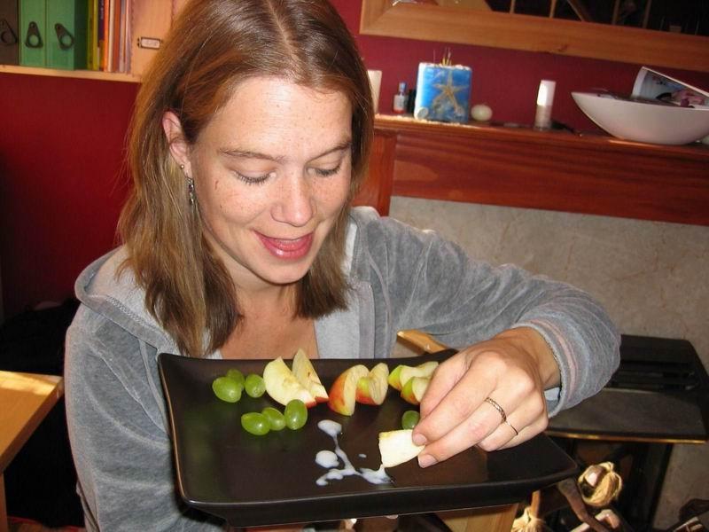 20P kinky amateur girls eating their food with cum
