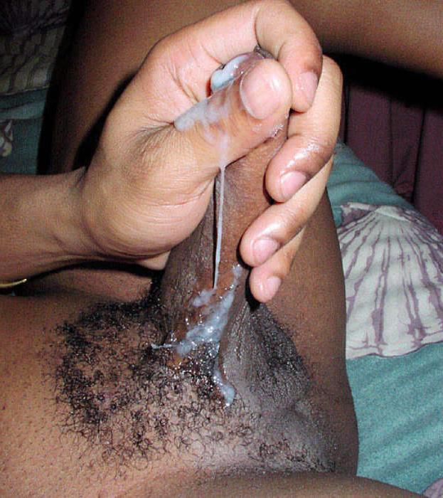 15P Gorgeous ebony tranny stroking cock