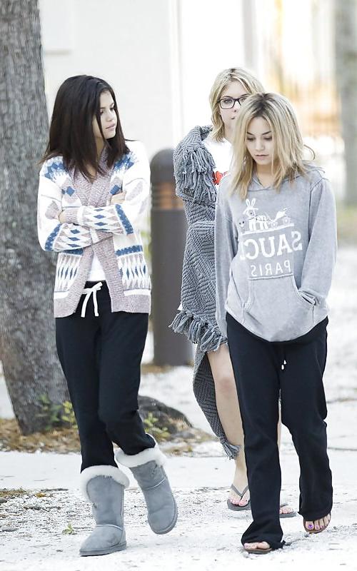 25P Vanessa Hudgens mega collection 2