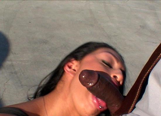 16P big booty latina pussy sucking &amp;amp; fucking hard dick