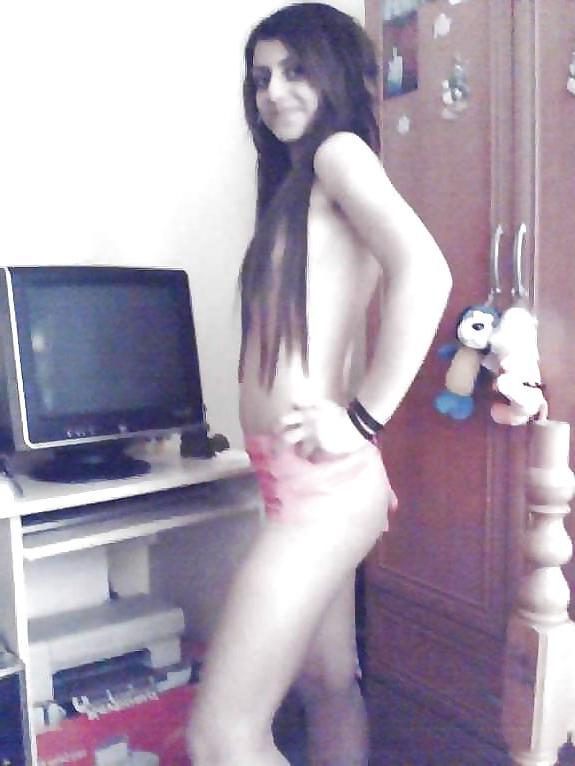 9P Stockings arab girl