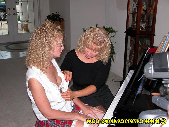 13P Naughty wives have naughty sex on the piano