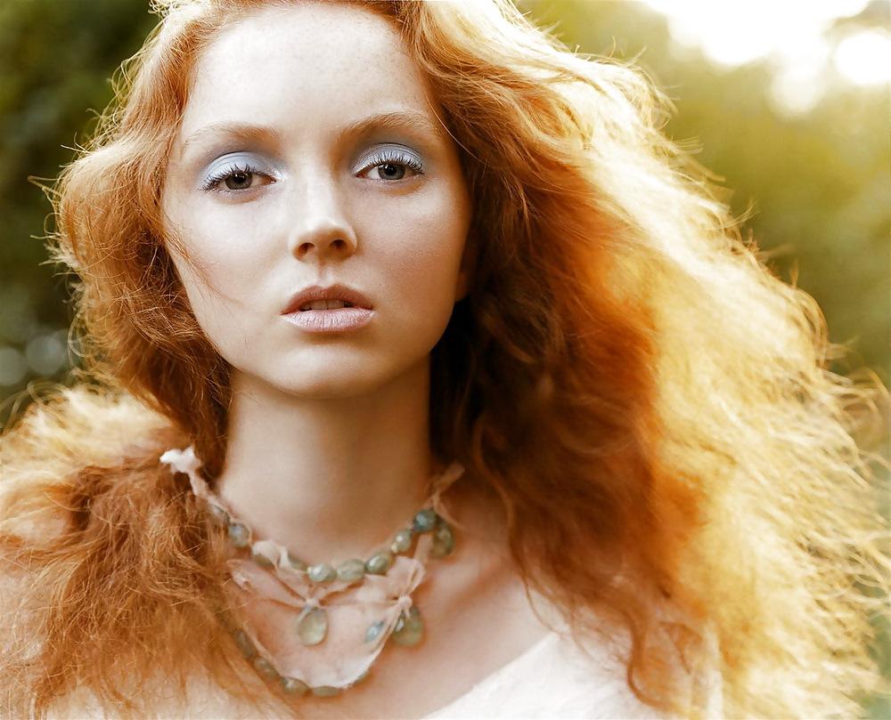 15P CELEBRITIES - Lily Cole Naked -  londonlad
