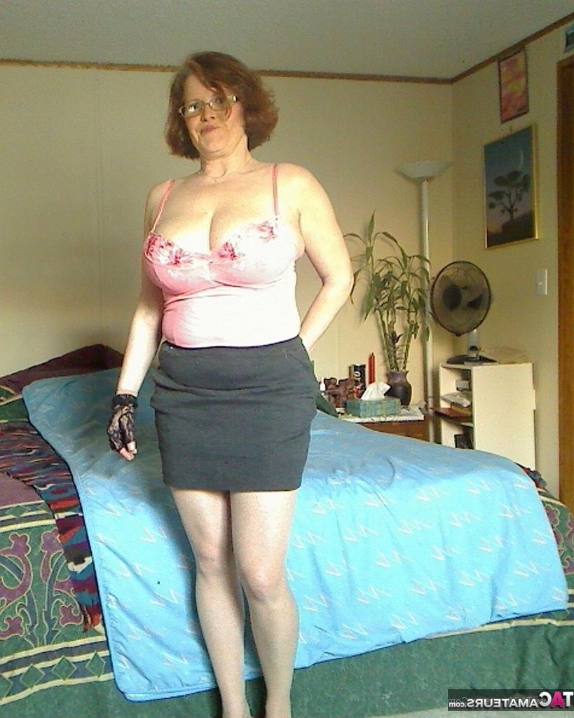 20P This coral bustier was another one of my thrift store finds Noti