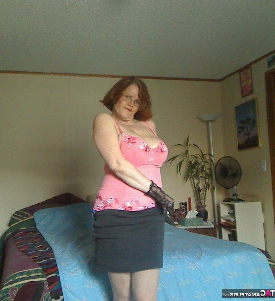 20P This coral bustier was another one of my thrift store finds Noti