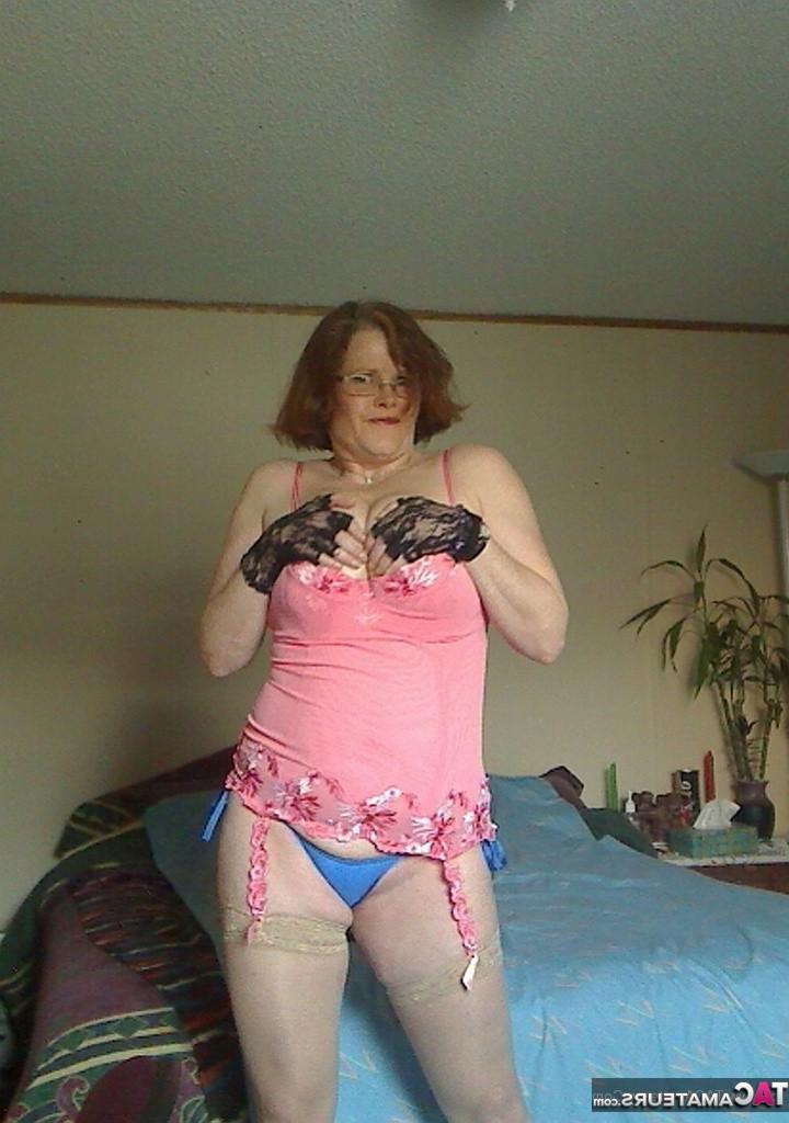 20P This coral bustier was another one of my thrift store finds Noti