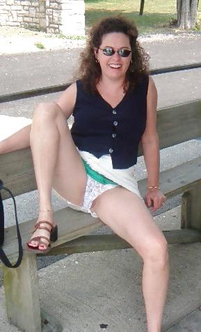 25P Matures loves to show young guys II