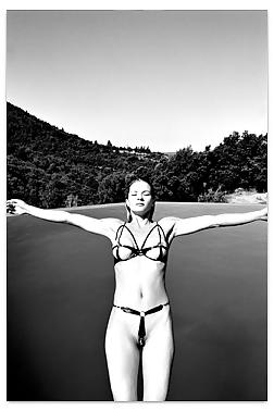 25P Abs, Tummies & Torsos - Black and White Erotic