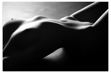 25P Abs, Tummies & Torsos - Black and White Erotic