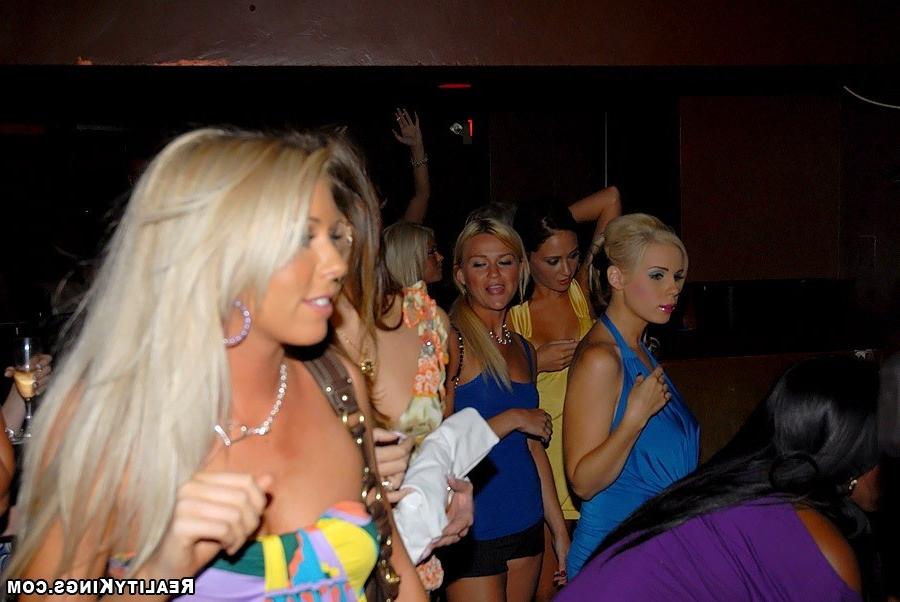 12P Horny brynn tyler takes her girls out to the club for the backroom orgy party se