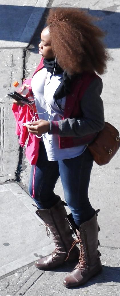 20P New York Street Girls