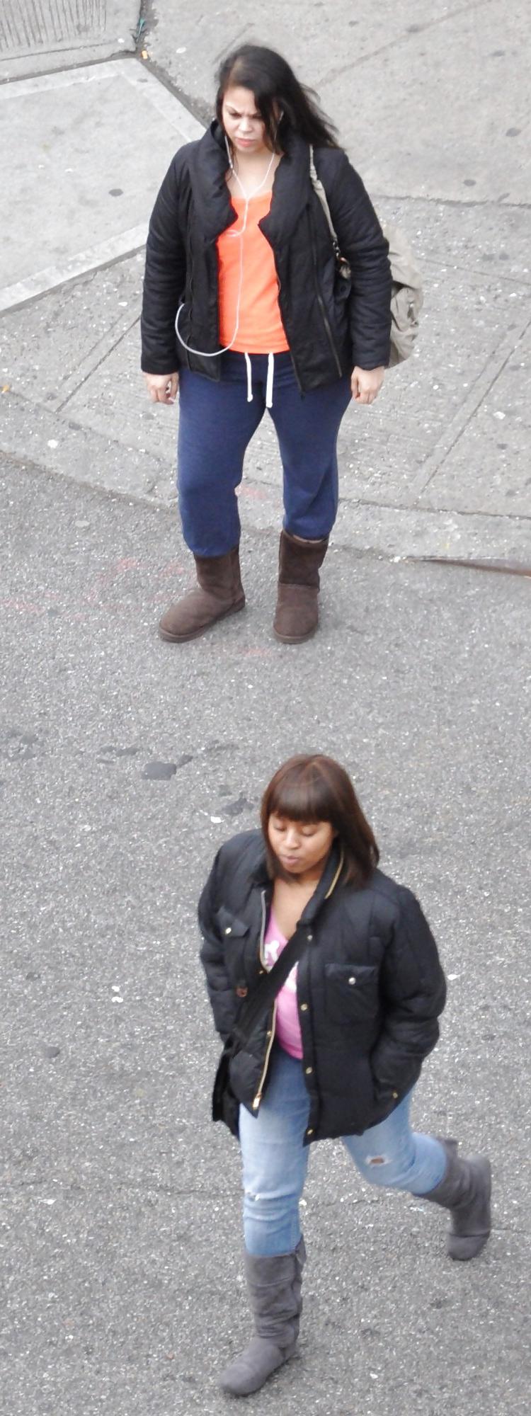 20P New York Street Girls