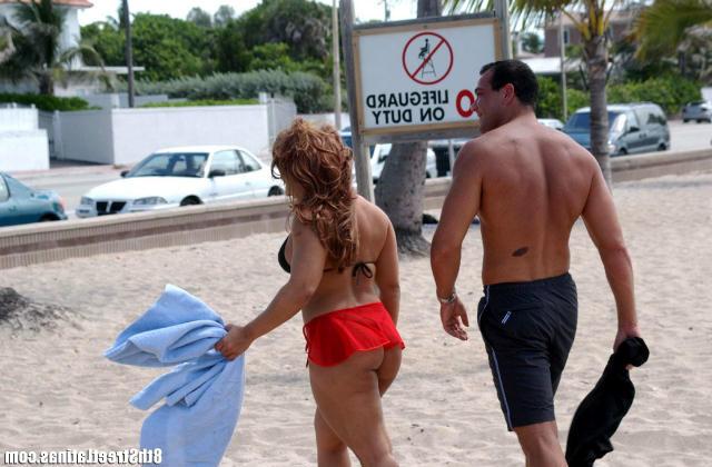12P 12 pics and 1 movie of Daniella from 8th Street Latinas