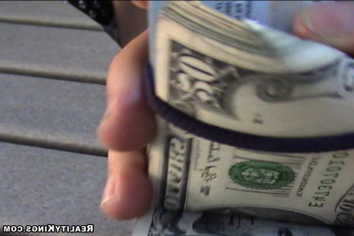 14P Chk out payge sucking cock on spy cam