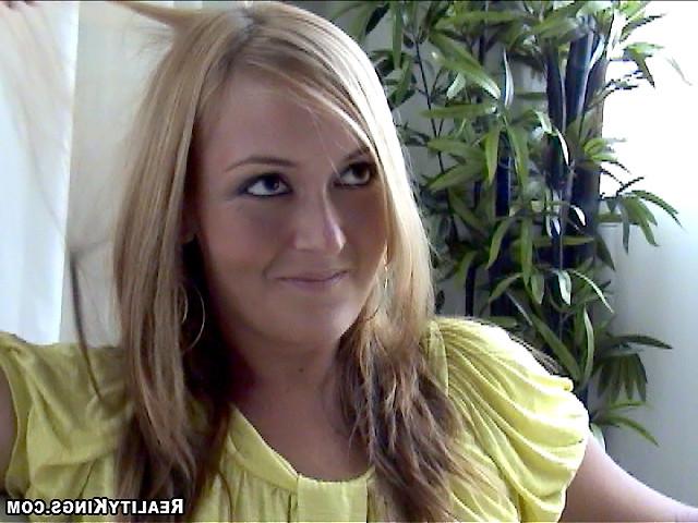 12P I picked up horny little taylor in a parking lot then fucked her and took hidden