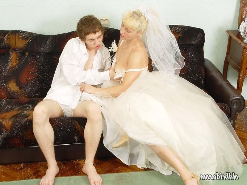 12P Her veteran vagina is up ready for action