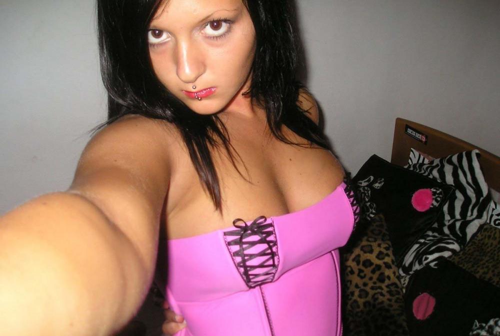 16P Pierced Teen Girlfriend 