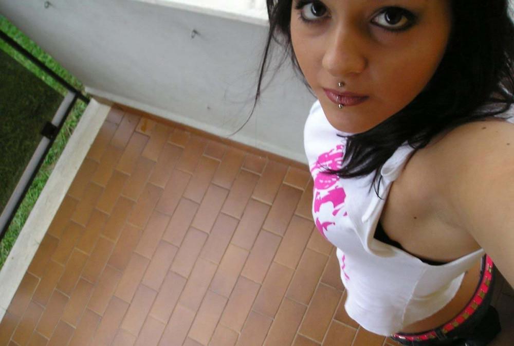 16P Pierced Teen Girlfriend 