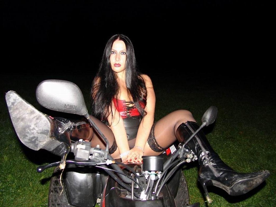 12P German fetish slut Schokomaus in stockings and boots