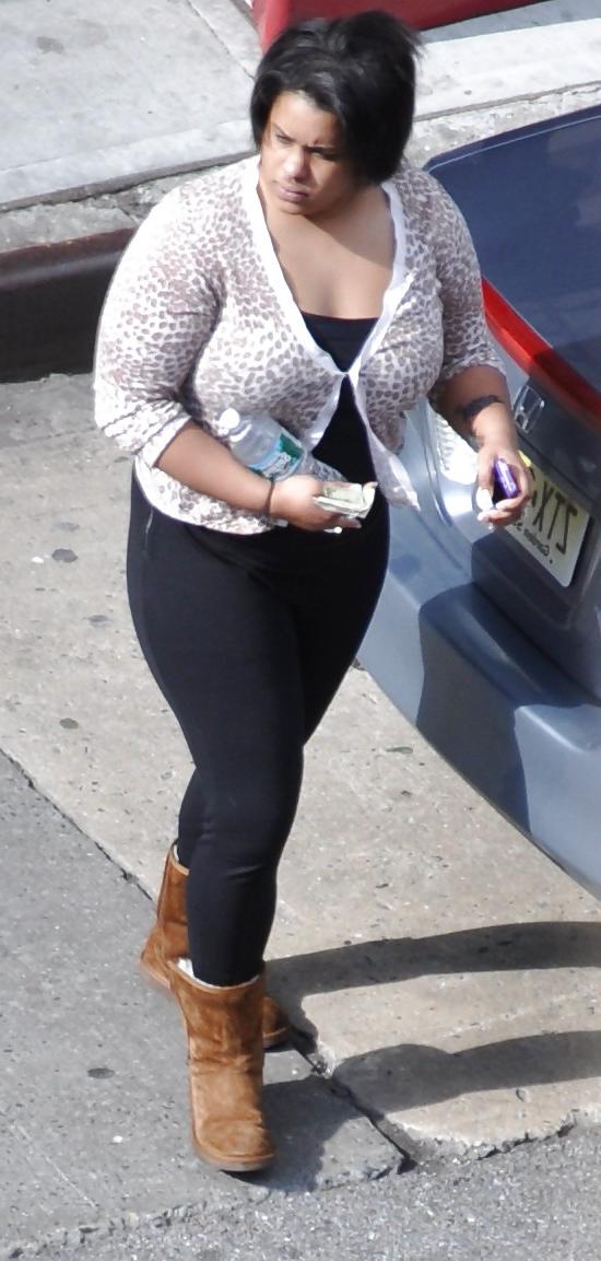 8P New York Thick Girls with Big Boobs in Tight Clothes