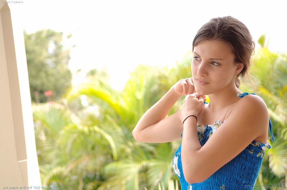 15P Beautiful busty teen babes tits and pussy outdoors