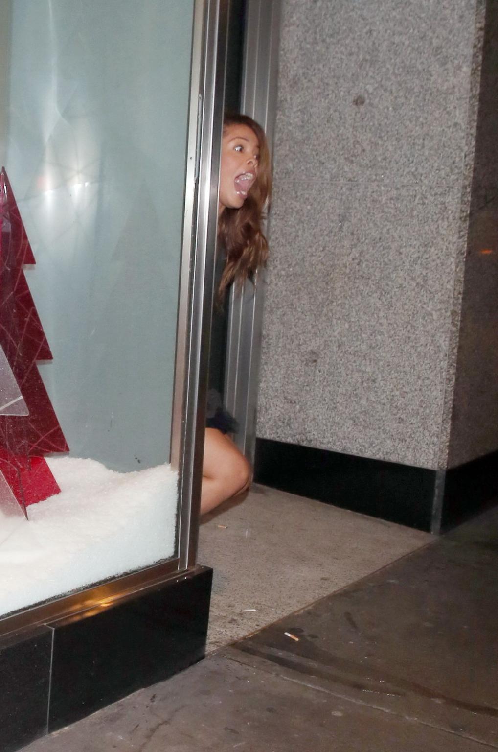 16P Stephanie Nala taking a leak in the street outside the Bonbon Nightclub