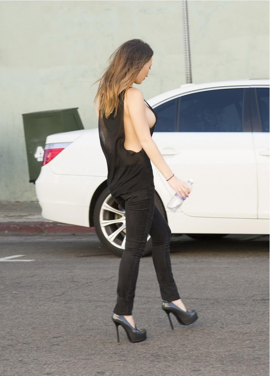 16P Amy Markham braless wearing black loose tank top while crossing the street in LA