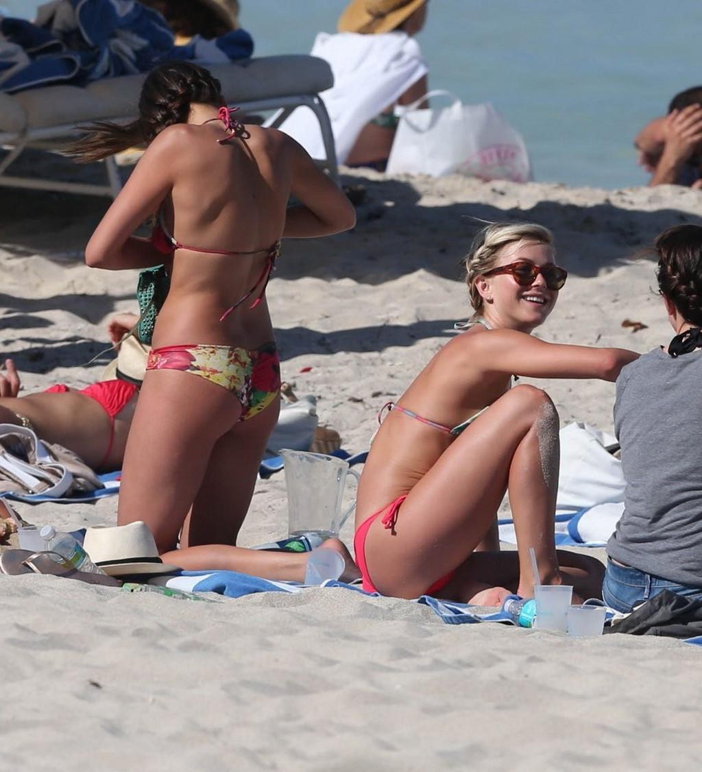 16P Nina Dobrev showing off her floral bikini booty at the beach in Miami