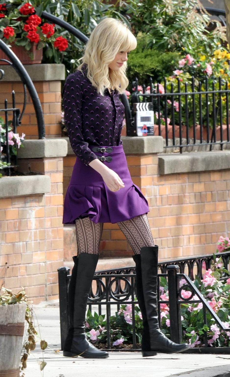 16P Emma Stone leggy wearing fishnets  fuckme boots on 'The Amazing Spider-Man 2' se
