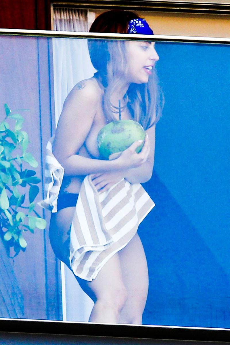15P Lady Gaga in hot bikini on a hotel balcony