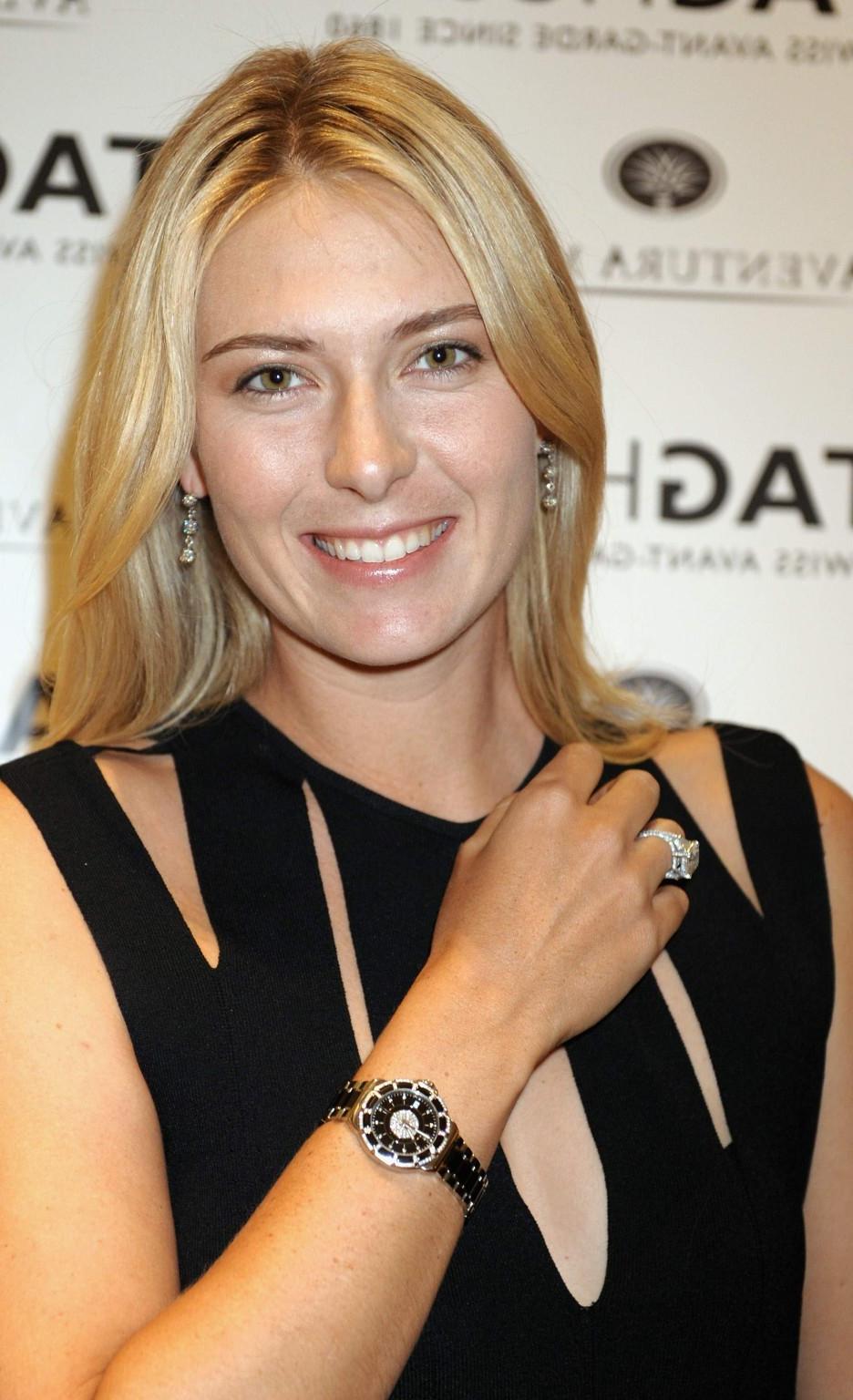 16P Maria Sharapova braless wearing a sexy black dress at TAG Heuer Aventura store o