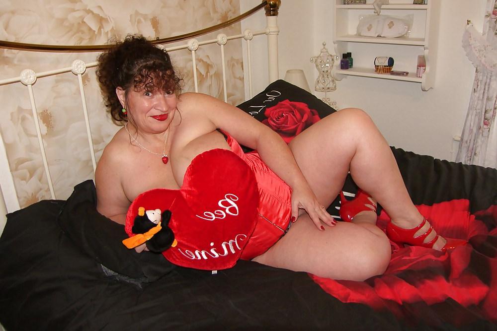 25P Mature Kim busty 40gg Essex swinger, pornstar