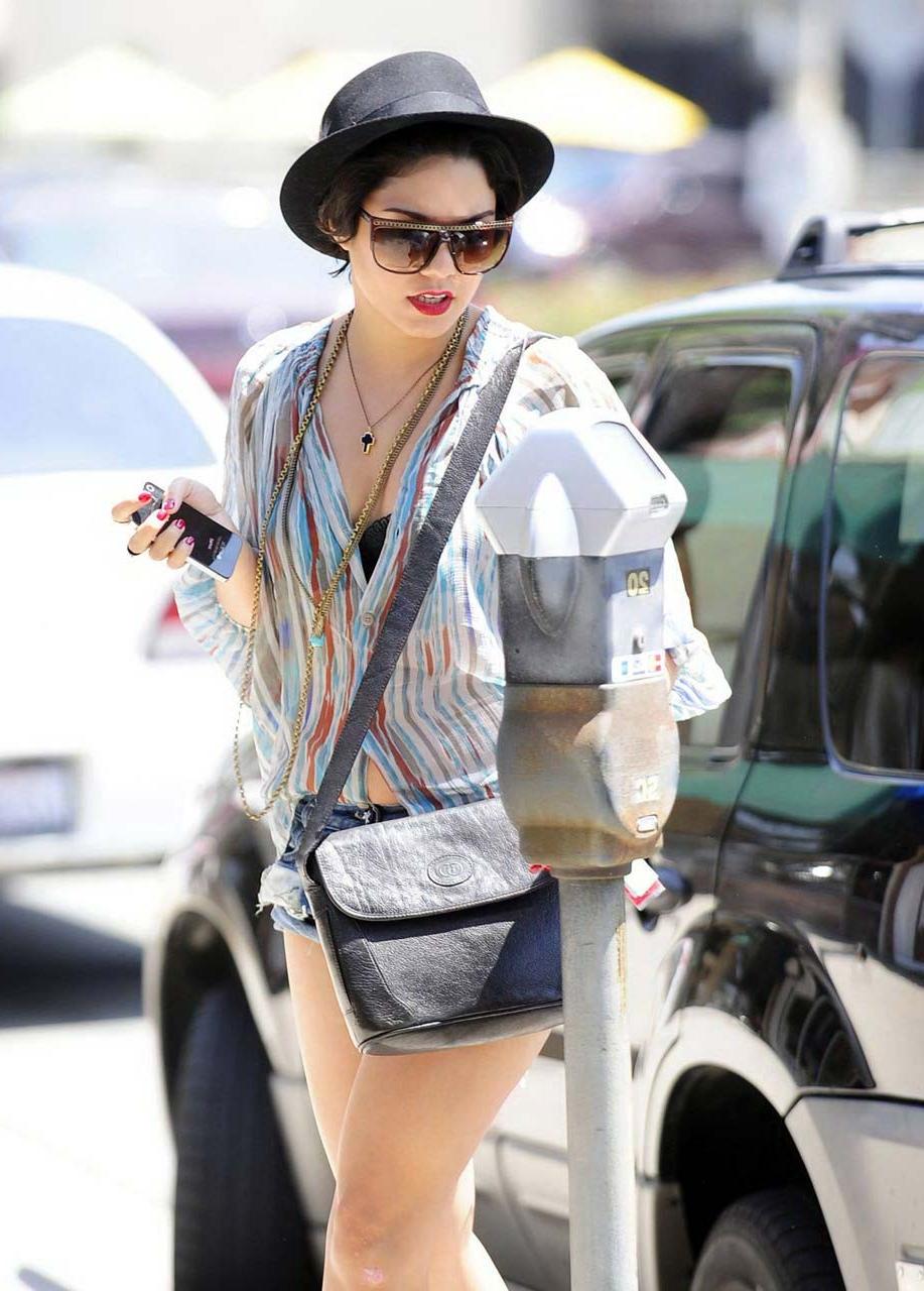 16P Vanessa Hudgens exposing sexy body and hot legs on street