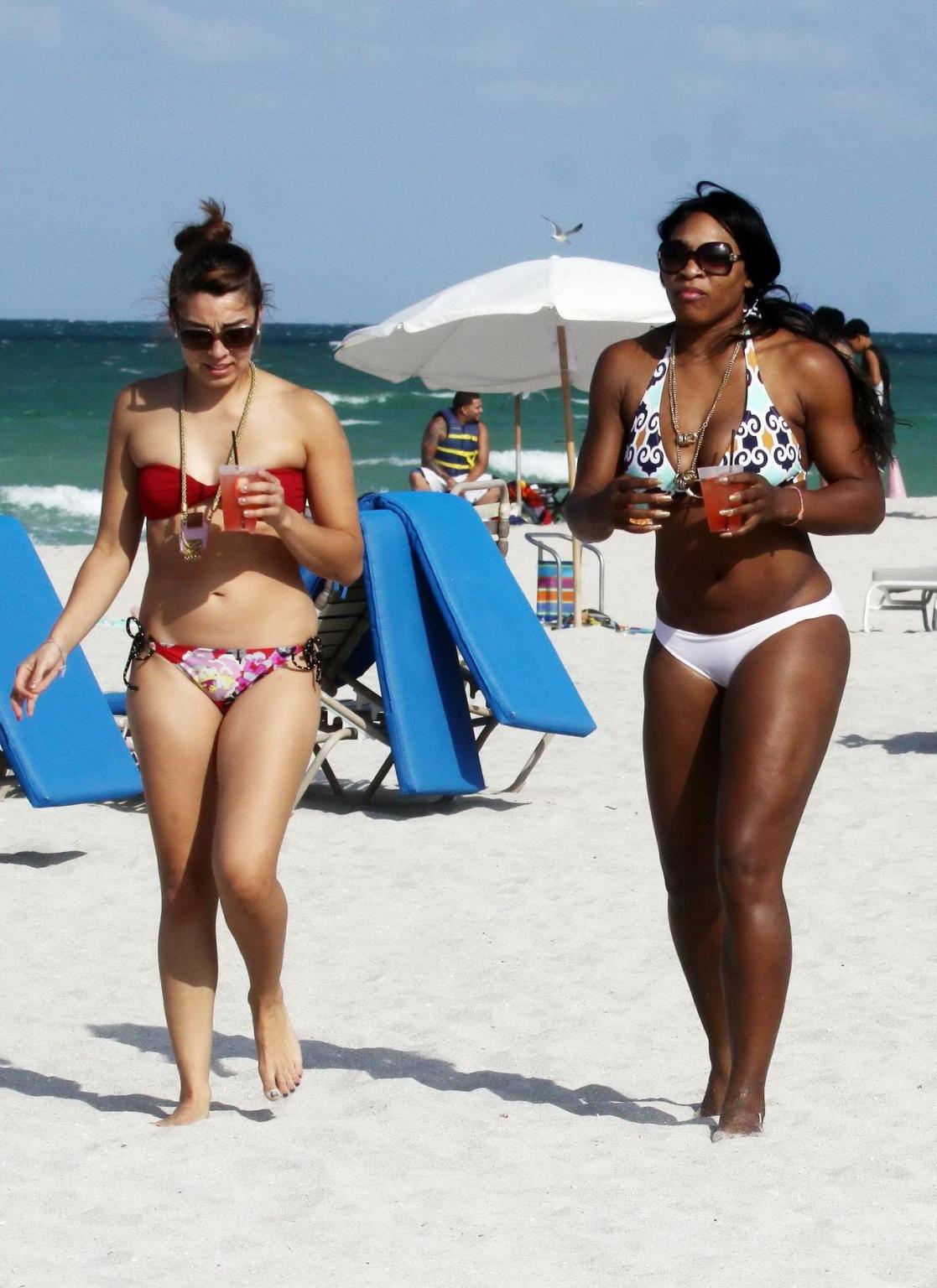 16P Serena Williams showing off her big booty in bikini on Miami beach
