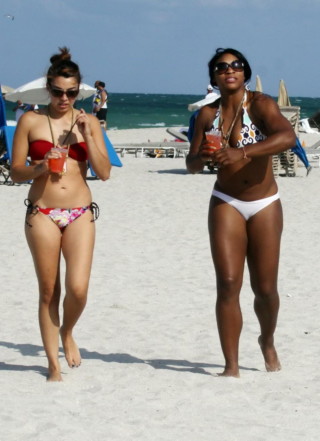 16P Serena Williams showing off her big booty in bikini on Miami beach