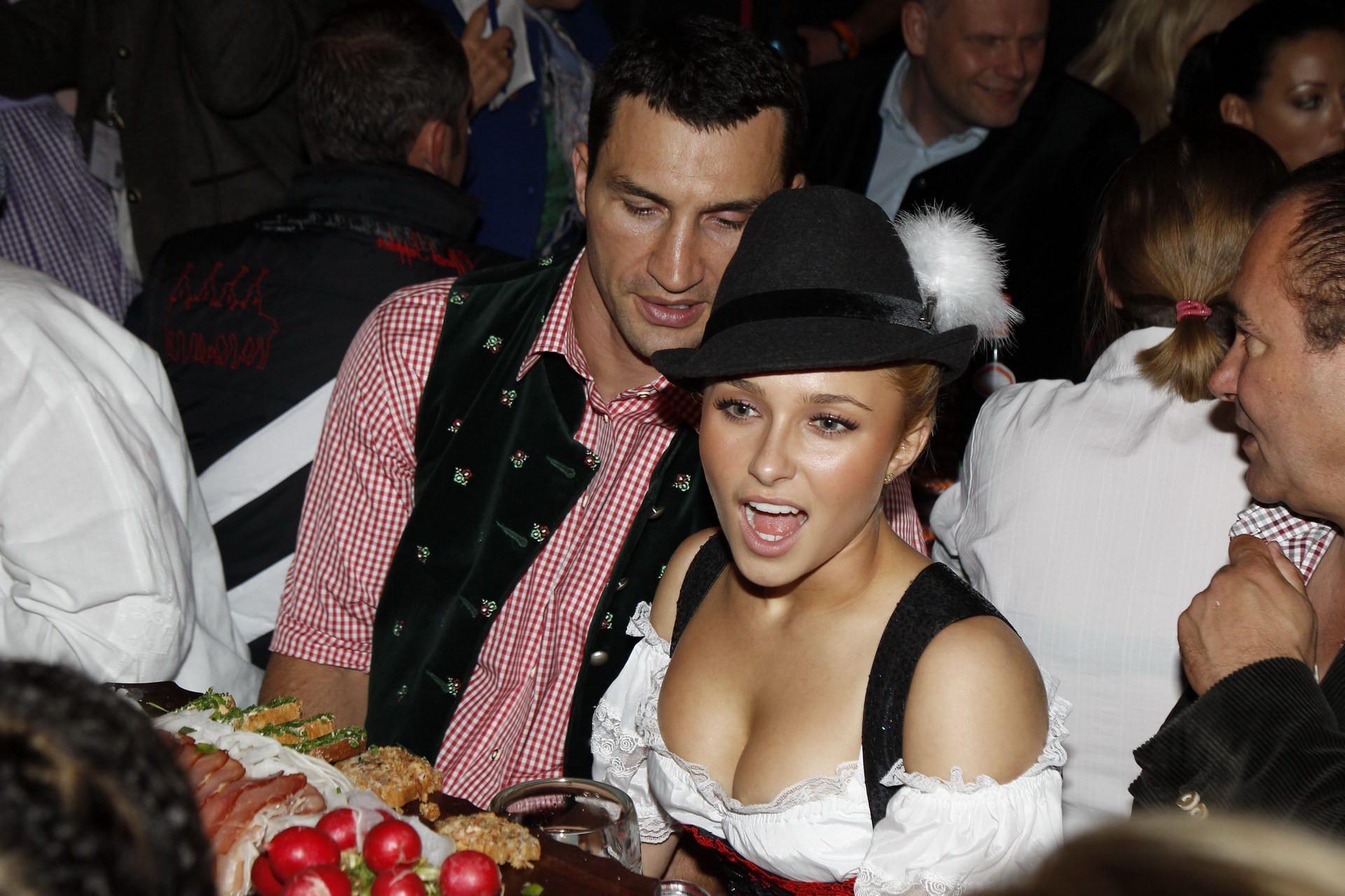 16P Hayden Panettiere busty in German folkwear at the Oktoberfest in Munich