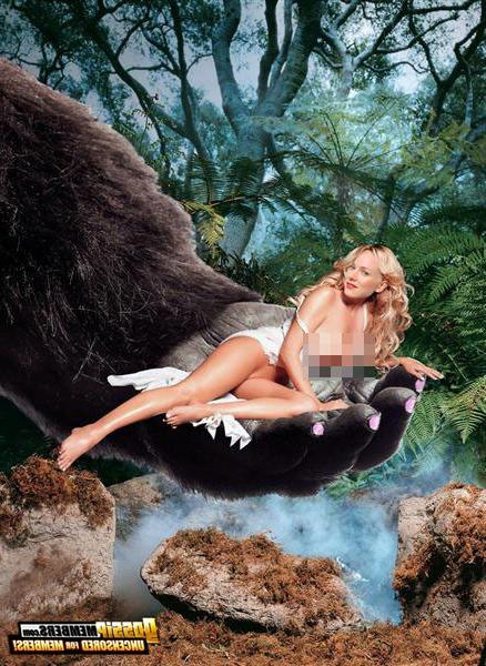 11P Naked movie themed fakes of hot and famous celebrities
