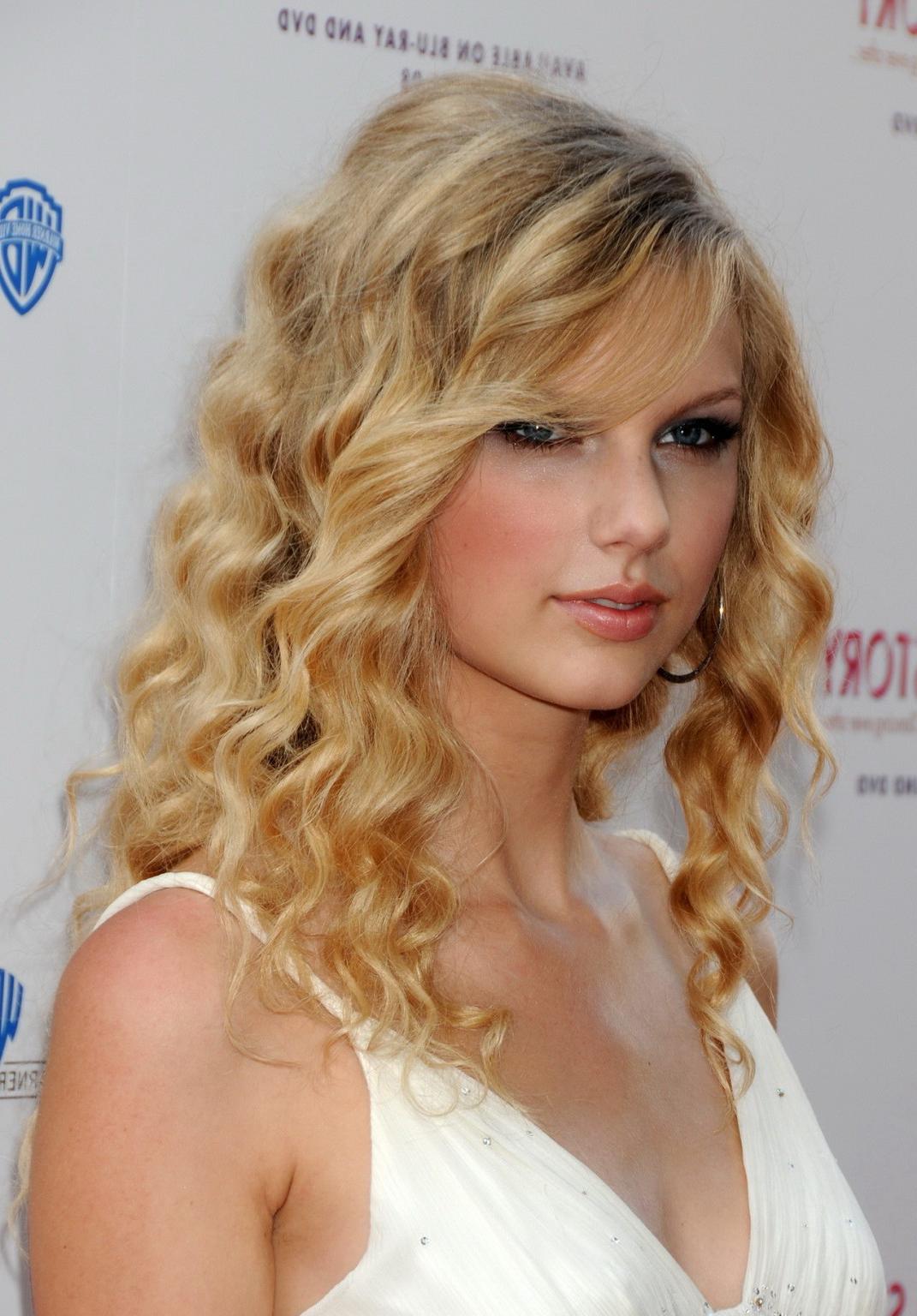 15P Taylor Swift stunning in white dress at 'Another Cinderella Story' premiere