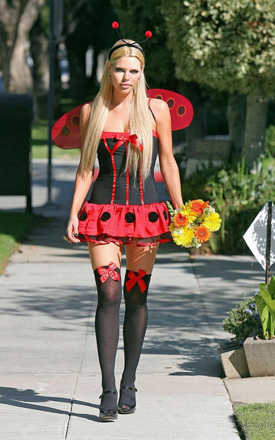 16P Sophie Monk in stockings on street and showing her tits