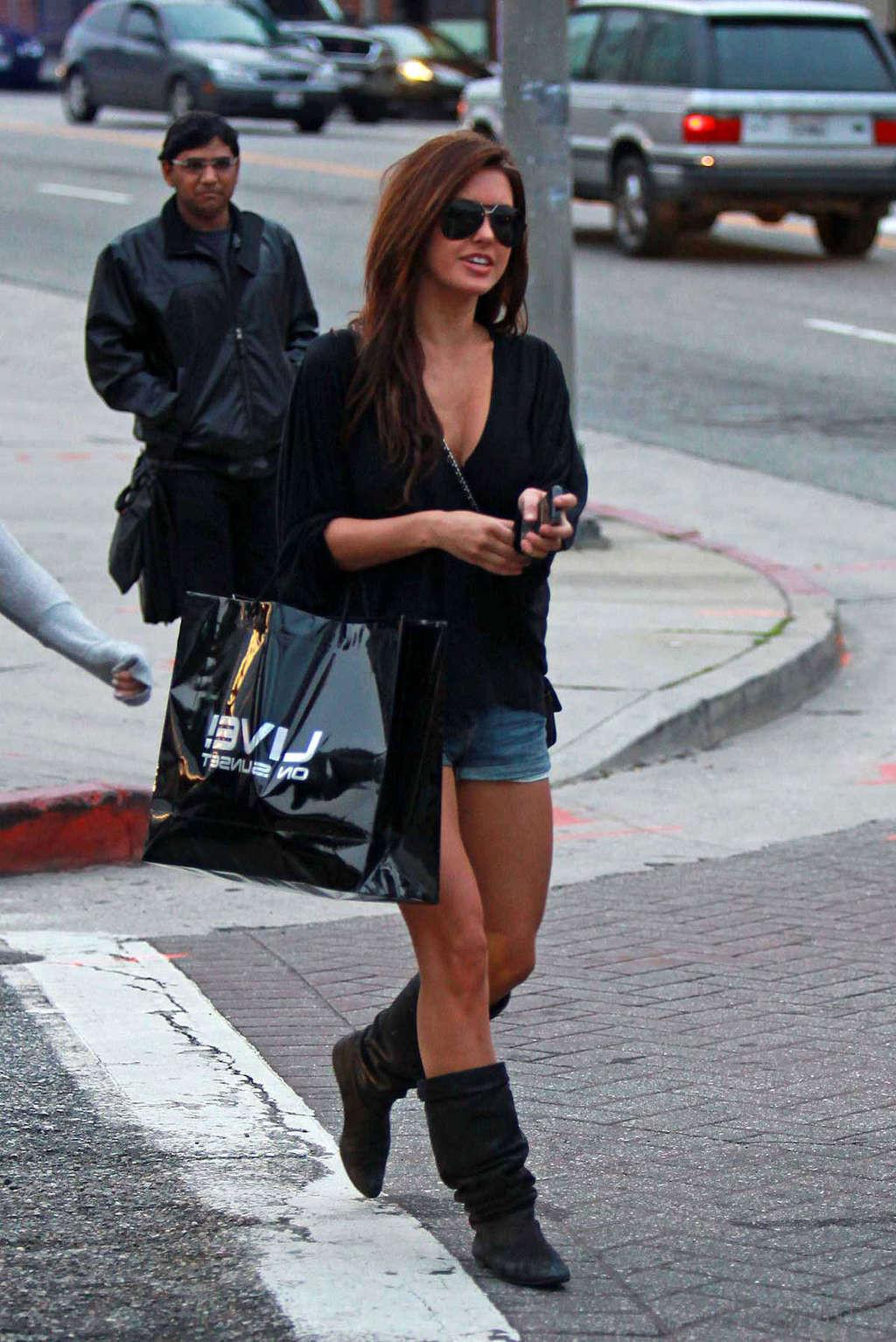 16P Audrina Patridge walking on street and showing her sexy legs