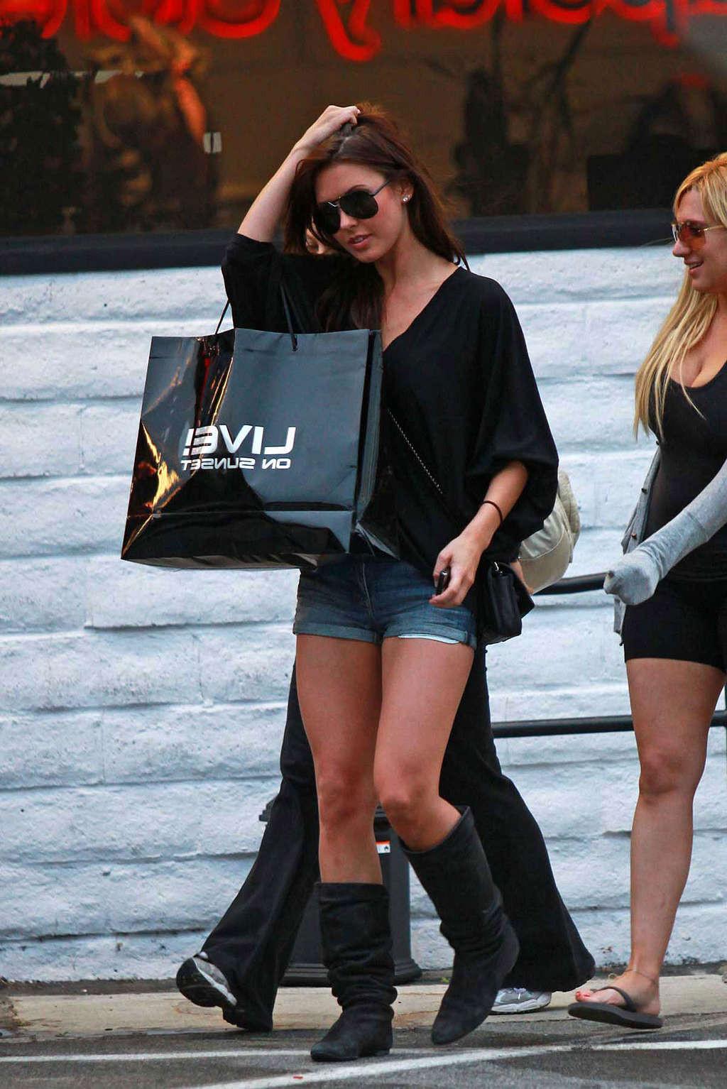 16P Audrina Patridge walking on street and showing her sexy legs