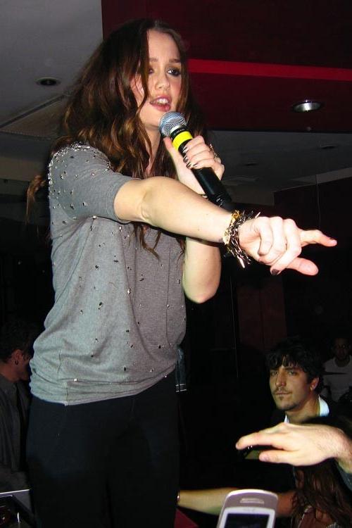 15P Leighton Meester her ass is master peace