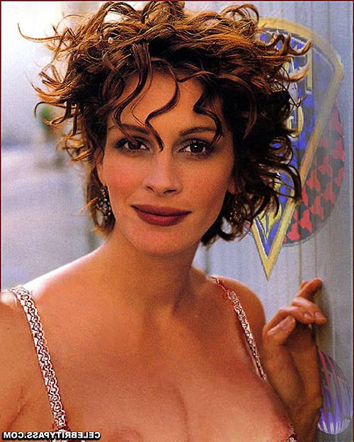 16P Julia Roberts showing her pussy and tits and fucking hard