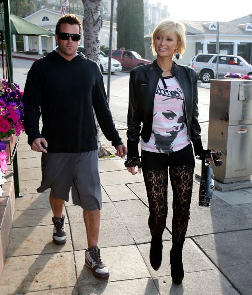 16P Paris Hilton looking very hot in sexy stockings on street