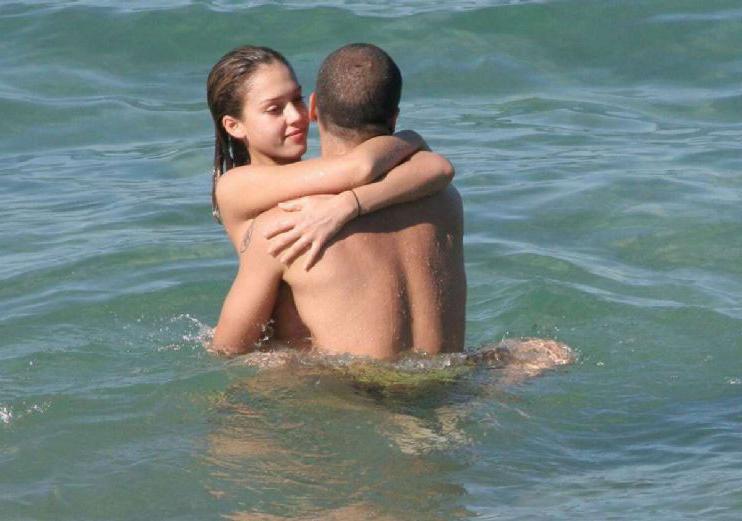 16P Jessica Alba having sex with guy in water and posing sexy