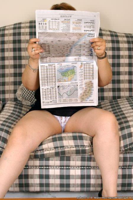16P Plump Forty Plus Upskirt Peeks of Pantied Pudenda