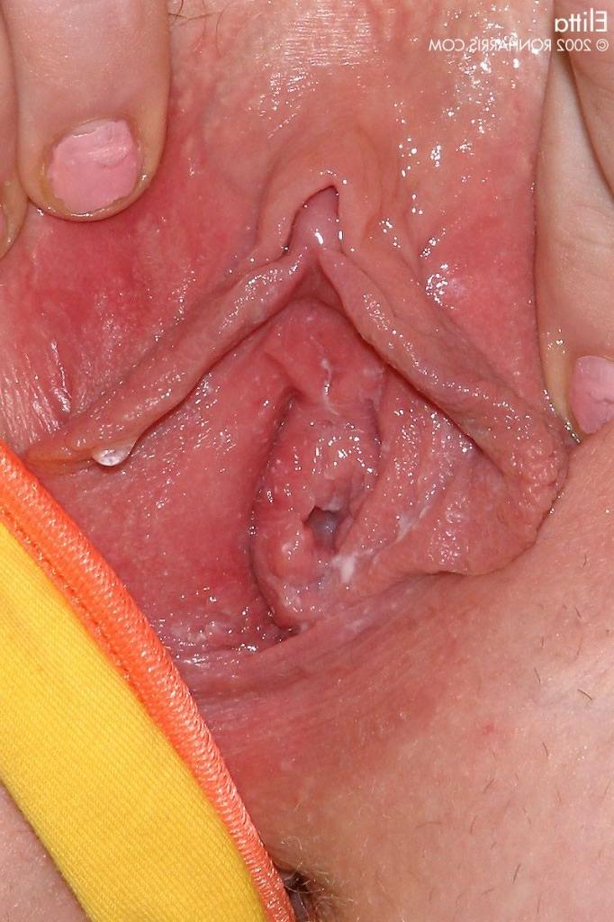 12P Teen babe toying her sweet shaved pink pussy