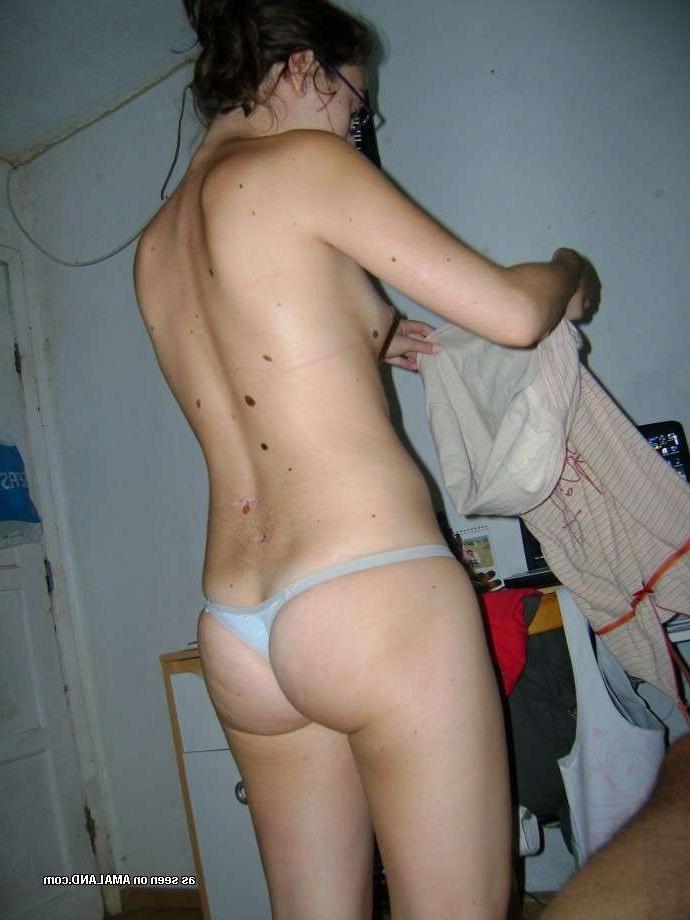 15P Close up homemade pix of creampied amateur teen girlfriend pussy